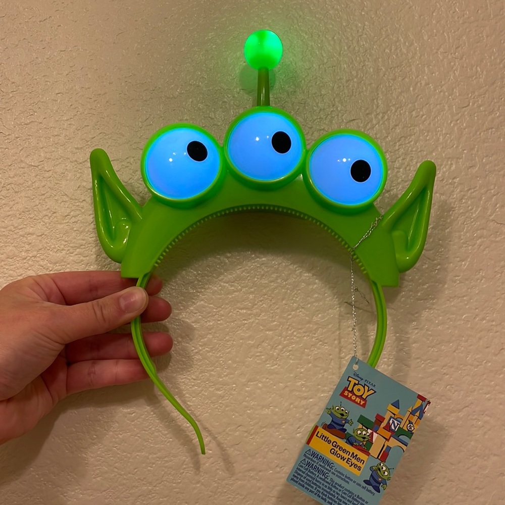 Disney Toy Story Little Green Men Glow Eyes Light Up Alien Headband